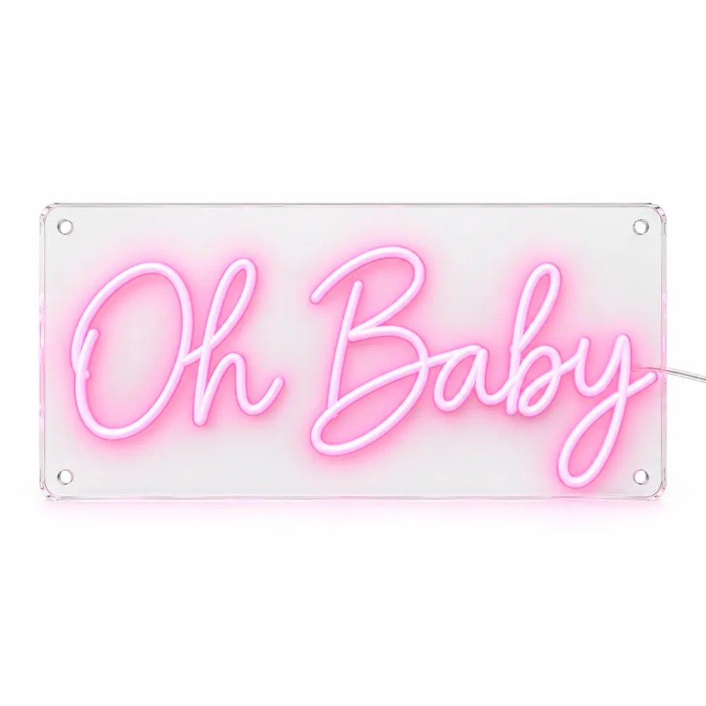 Letrero de neón LED Oh Baby en cursiva redondeada rosa claro, encendido sobre fondo blanco, sobre fondo blanco